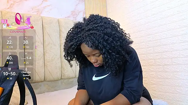 Snapshot of kiarazafira chatting on 10/11/25, 08:57 kiarazafira online show from 10/11/25, 08:57