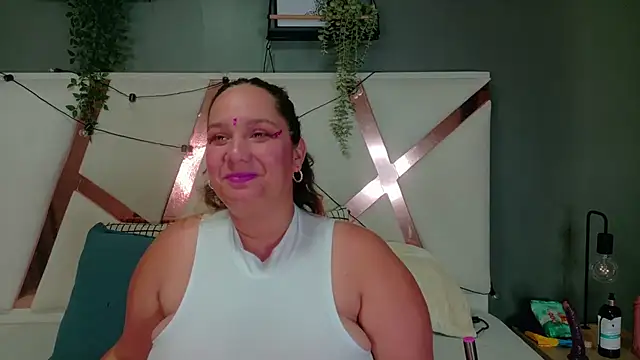 JenaCooper  online show from 06/15/26, 12:24