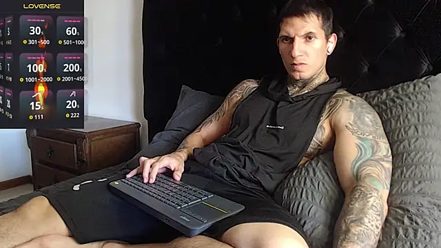 Snapshot of Shane_Clay chatting on 01/17/26, 06:55 Shane Clay online show from 01/17/26, 06:55