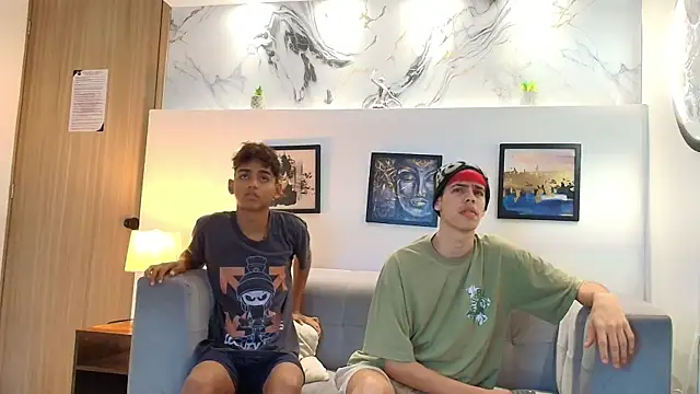 TWINKS FRIENDS online show from 05/10/26, 01:16