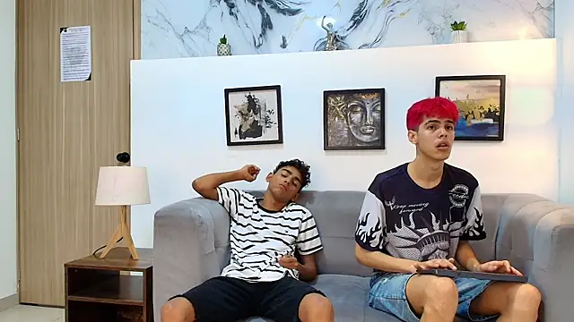 TWINKS FRIENDS online show from 05/11/26, 01:28