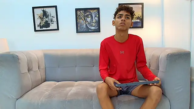TWINKS FRIENDS online show from 05/12/26, 01:19