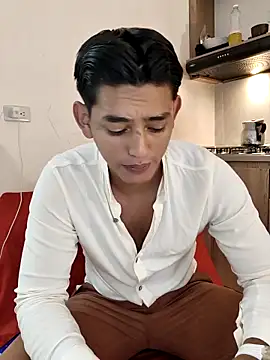 Hiroshi Shen online show from 10/06/25, 12:13