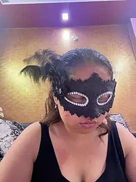Snapshot of Iampriyaaa15 chatting on 07/08/26, 06:40 Iampriyaaa15 online show from 07/08/26, 06:40