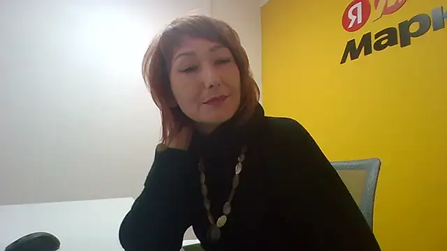 Snapshot of Pline1 chatting on 12/18/25, 09:15 Pline1 online show from 12/18/25, 09:15