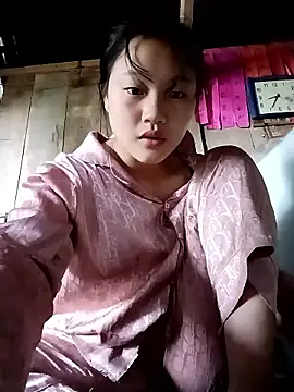 Snapshot of memeto_sexy chatting on 10/16/25, 01:39 memeto sexy online show from 10/16/25, 01:39