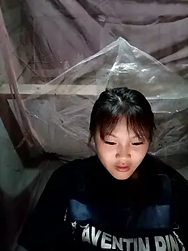 Snapshot of memeto_sexy chatting on 10/28/25, 01:03 memeto sexy online show from 10/28/25, 01:03