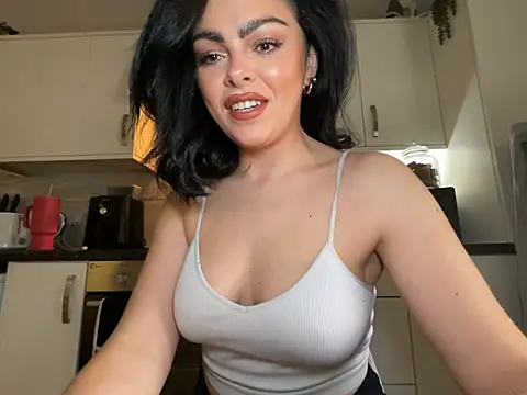 Snapshot of FrancescaXO chatting on 03/02/26, 01:40 FrancescaXO online show from 03/02/26, 01:40