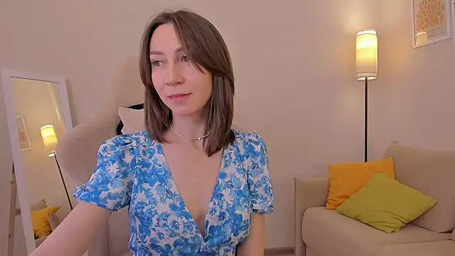 GoodGlamorGirl online show from 02/18/26, 04:19