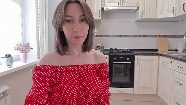 GoodGlamorGirl online show from 06/12/26, 03:49