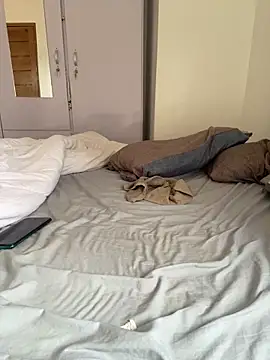 PrettyNina77 online show from 12/15/25, 10:52