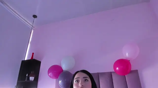 violet myerrs online show from 11/07/25, 12:38