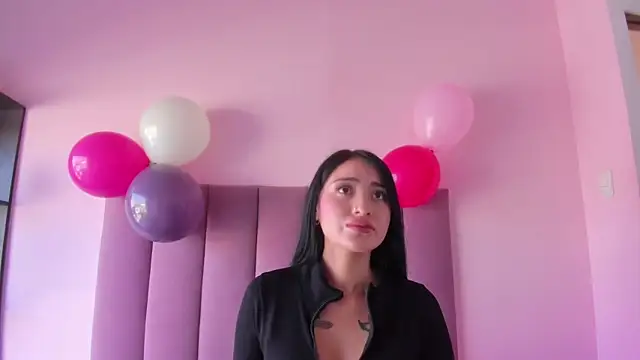 violet myerrs online show from 11/08/25, 01:44