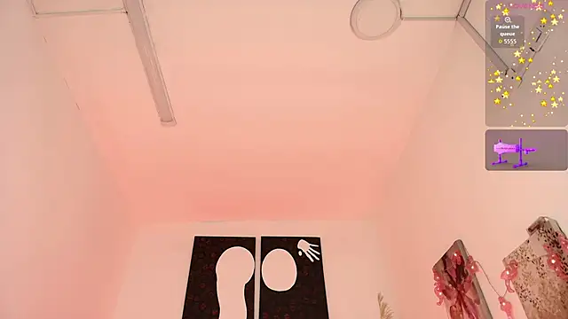 Iamlola  online show from 09/10/25, 03:17