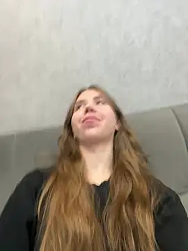 Snapshot of EvaAkins chatting on 03/20/26, 03:06 EvaAkins online show from 03/20/26, 03:06