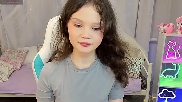 Snapshot of EmilyChaves chatting on 01/16/26, 07:01 EmilyChaves online show from 01/16/26, 07:01