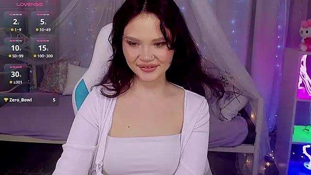 Snapshot of EmilyChaves chatting on 05/11/26, 04:04 EmilyChaves online show from 05/11/26, 04:04