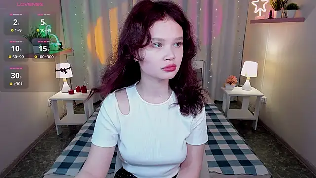 Snapshot of EmilyChaves chatting on 05/19/26, 08:20 EmilyChaves online show from 05/19/26, 08:20