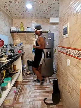 Snapshot of queemking chatting on 09/11/25, 01:06 queemking online show from 09/11/25, 01:06