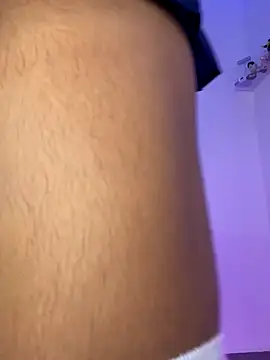 Snapshot of Helen_Vidall chatting on 11/26/25, 04:02 Helen Vidall online show from 11/26/25, 04:02