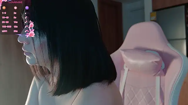 Snapshot of _bella1 chatting on 03/17/26, 11:13 bella1 online show from 03/17/26, 11:13