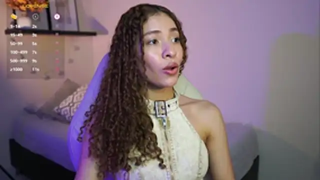 Snapshot of isabella-garcia- chatting on 02/21/26, 10:11 isabella-garcia- online show from 02/21/26, 10:11