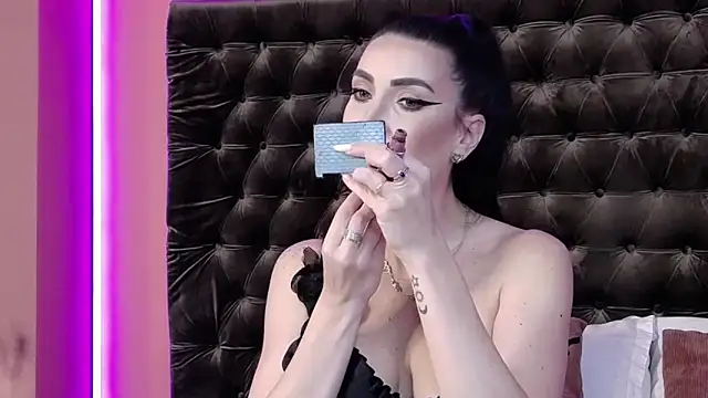 StephanyMillan online show from 05/06/26, 05:35