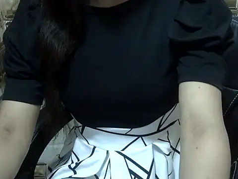 lovepihuu online show from 03/11/26, 05:57