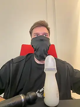 Snapshot of AyatoriKamado chatting on 09/12/25, 08:36 AyatoriKamado online show from 09/12/25, 08:36