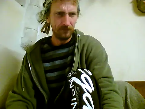 Snapshot of KokosMartin chatting on 09/14/25, 12:10 KokosMartin online show from 09/14/25, 12:10