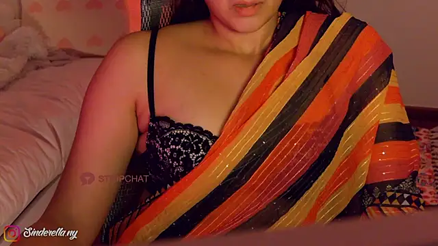 Snapshot of i-scream chatting on 11/30/25, 12:31 i-scream online show from 11/30/25, 12:31