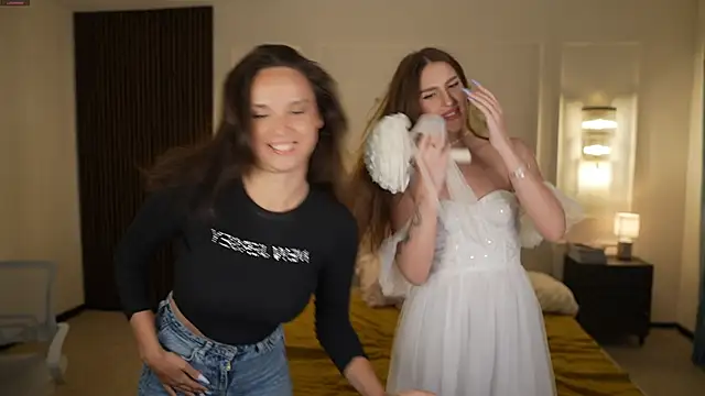 Snapshot of Goldie_Flame chatting on 09/26/25, 06:45 Goldie Flame online show from 09/26/25, 06:45