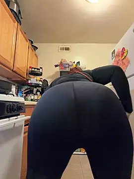 yummy0322 online show from 01/13/26, 11:21