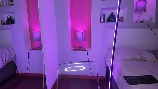 Camila Rivers online show from 06/19/26, 12:53