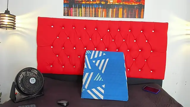 carolinacrus01 online show from 11/09/25, 03:21