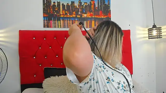 carolinacrus01 online show from 03/12/26, 03:18