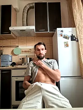 maikll989 online show from 04/12/26, 12:21