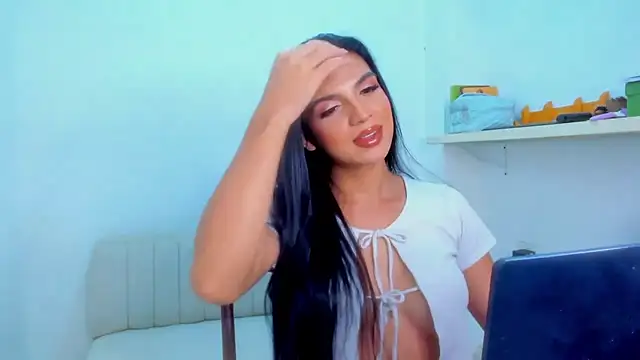 Snapshot of ISA_BELLA_VZL chatting on 04/01/26, 10:51 ISA BELLA VZL online show from 04/01/26, 10:51