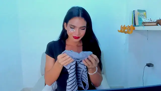 ISA BELLA VZL online show from 04/30/26, 11:31