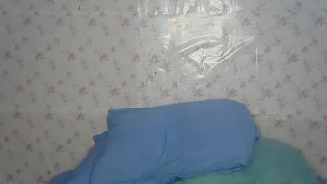 Roselingalvis13 online show from 06/24/26, 02:21