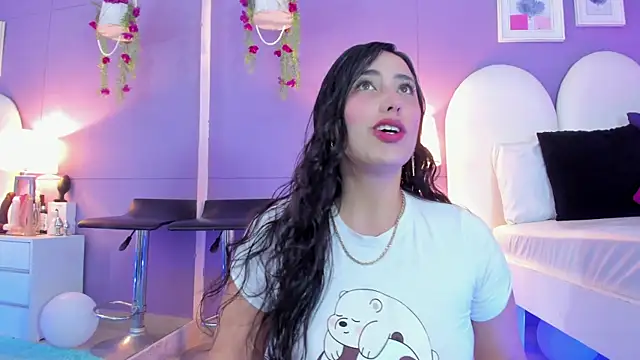 my aleja  online show from 10/06/25, 12:35