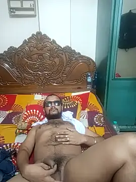 Snapshot of bhaijaan66 chatting on 09/17/25, 11:28 bhaijaan66 online show from 09/17/25, 11:28