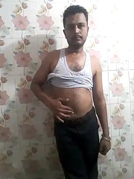 Snapshot of bhaijaan66 chatting on 11/29/25, 02:14 bhaijaan66 online show from 11/29/25, 02:14