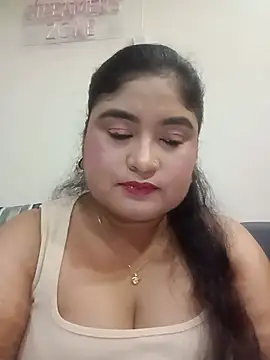 hornyriyanka online show from 06/26/26, 02:16