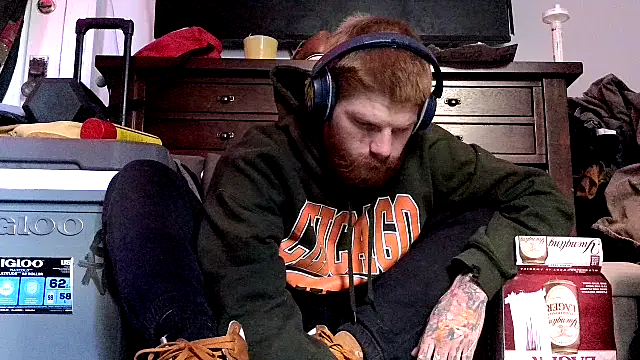 Snapshot of Magnetic127 chatting on 11/07/25, 05:24 Magnetic127 online show from 11/07/25, 05:24