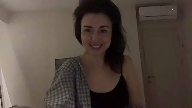 Snapshot of Gilin1 chatting on 01/11/26, 08:47 Gilin1 online show from 01/11/26, 08:47