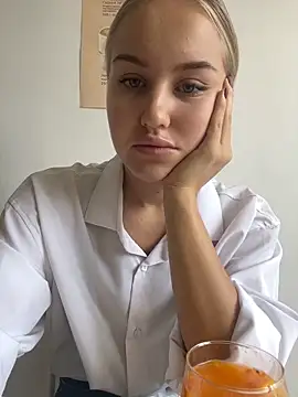 CandyVice online show from 11/05/25, 07:30