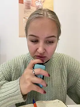 CandyVice online show from 11/12/25, 05:24