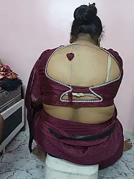 dhanshri143 online show from 05/15/26, 07:48