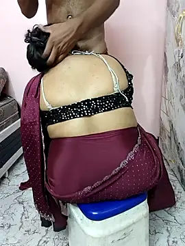 dhanshri143 online show from 06/17/26, 03:31